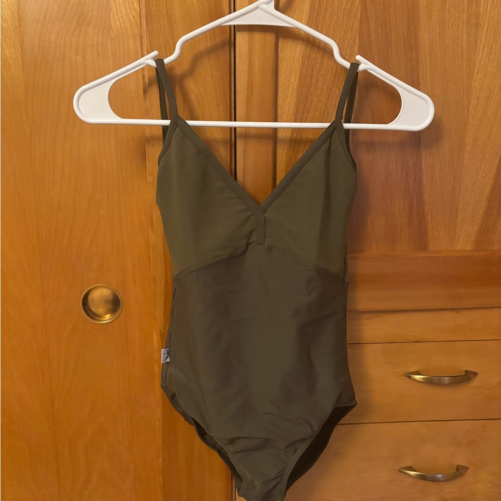 olive leotard like yumiko daria size XS